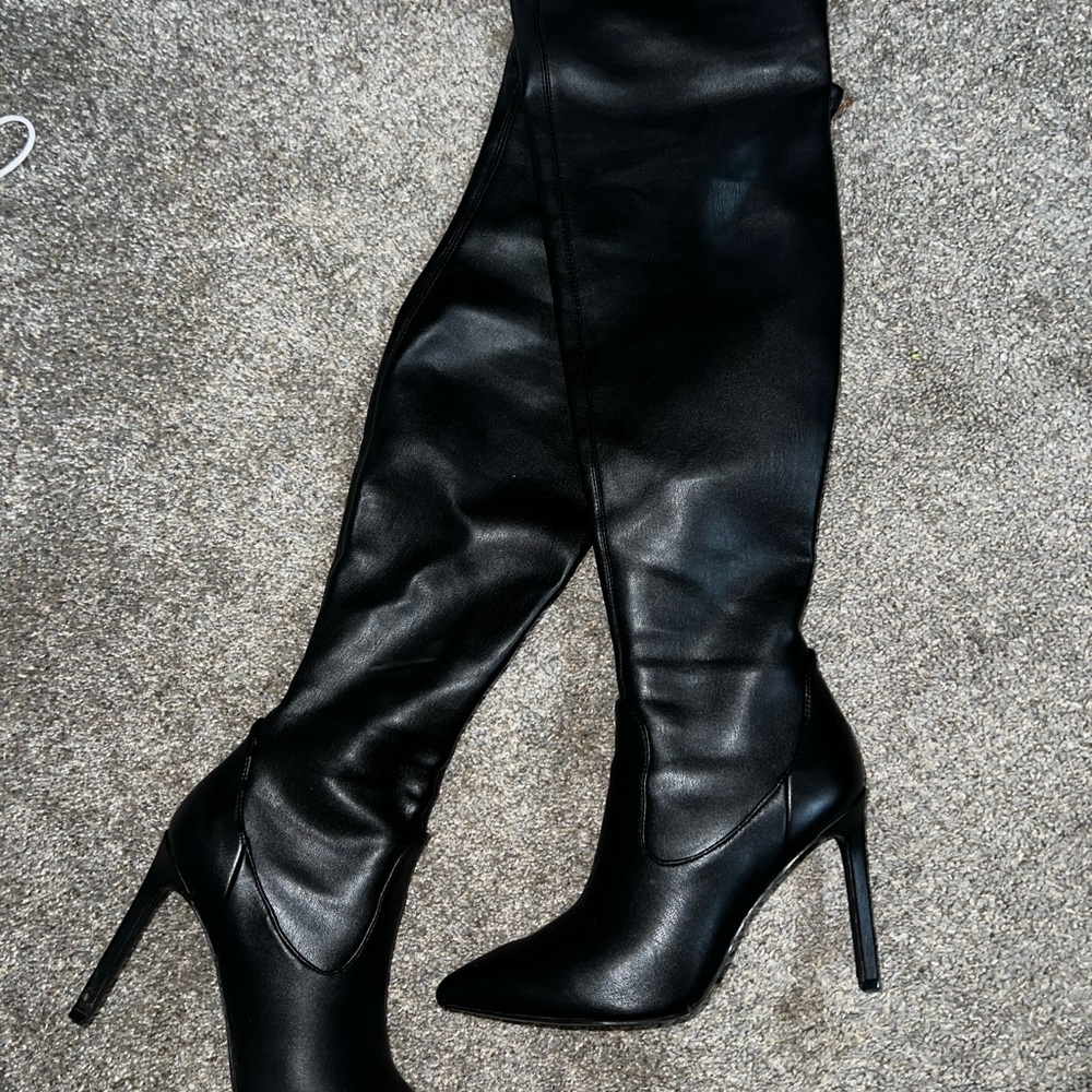 NINE WEST OVER THE KNEE LEATHER BOOTS